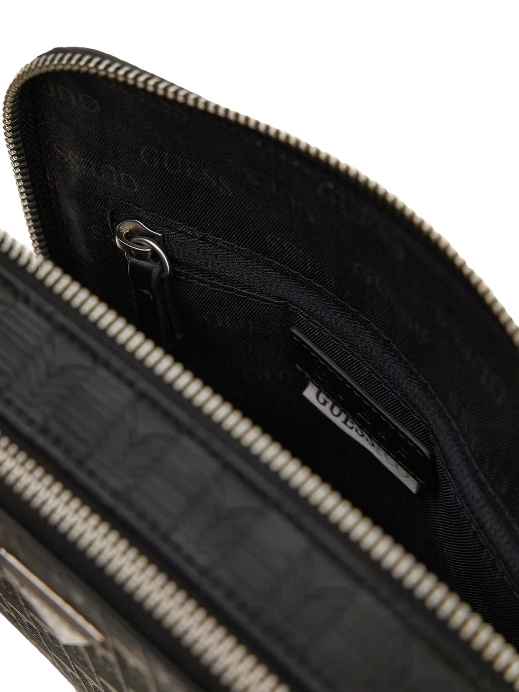 Guess Logo-Plaque Zipped Messenger Bag