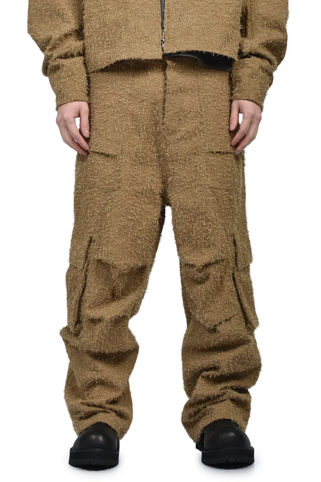 Flyinghair Cargo / Dusty Bei