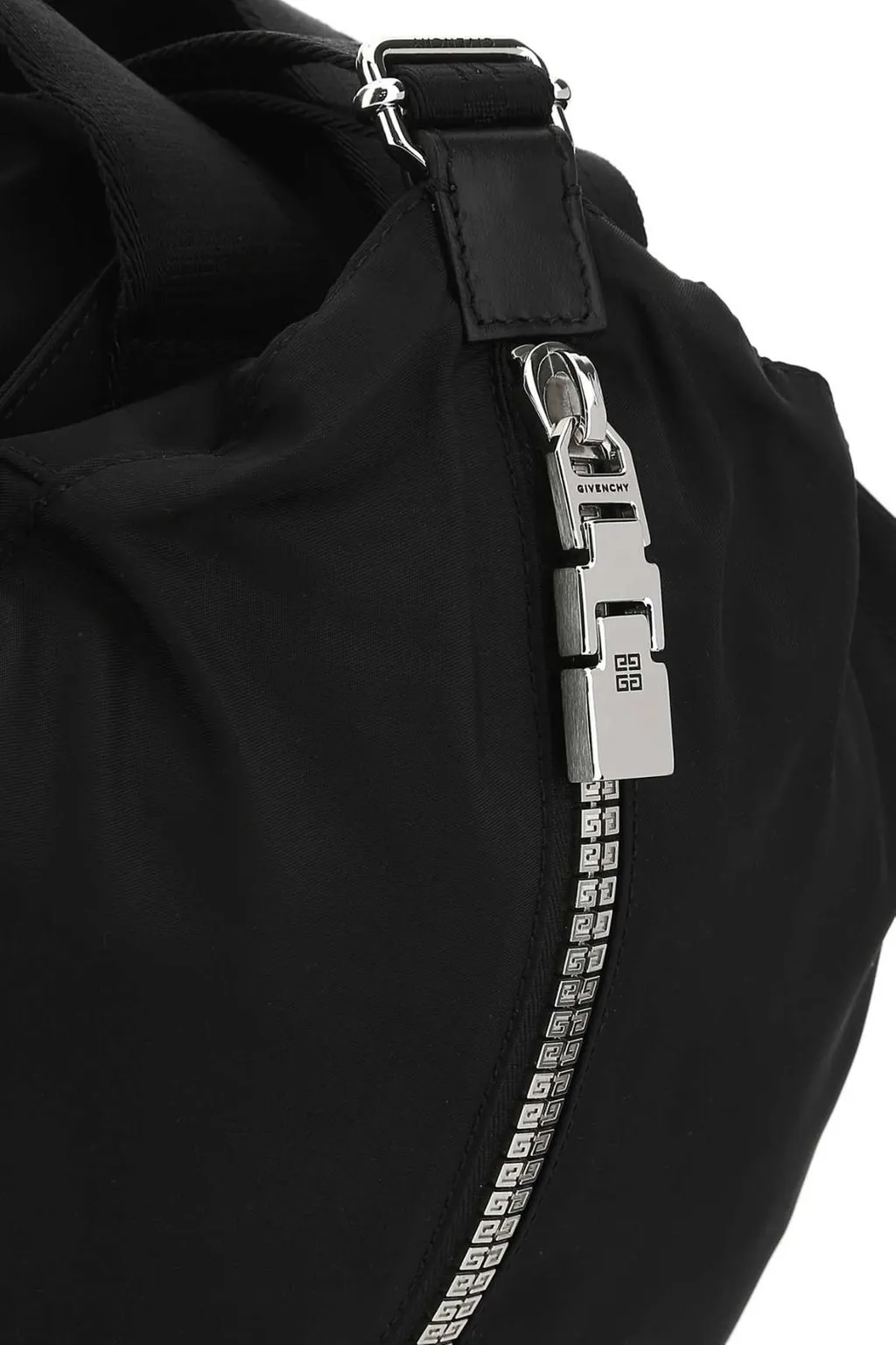 Givenchy Logo Printed Zipped Backpack