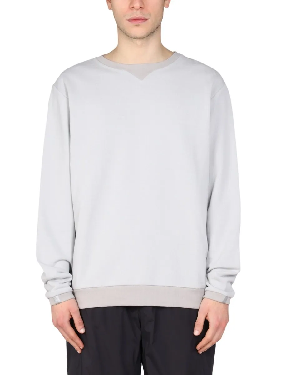 Monobi Long-Sleeved Crewneck Sweatshirt