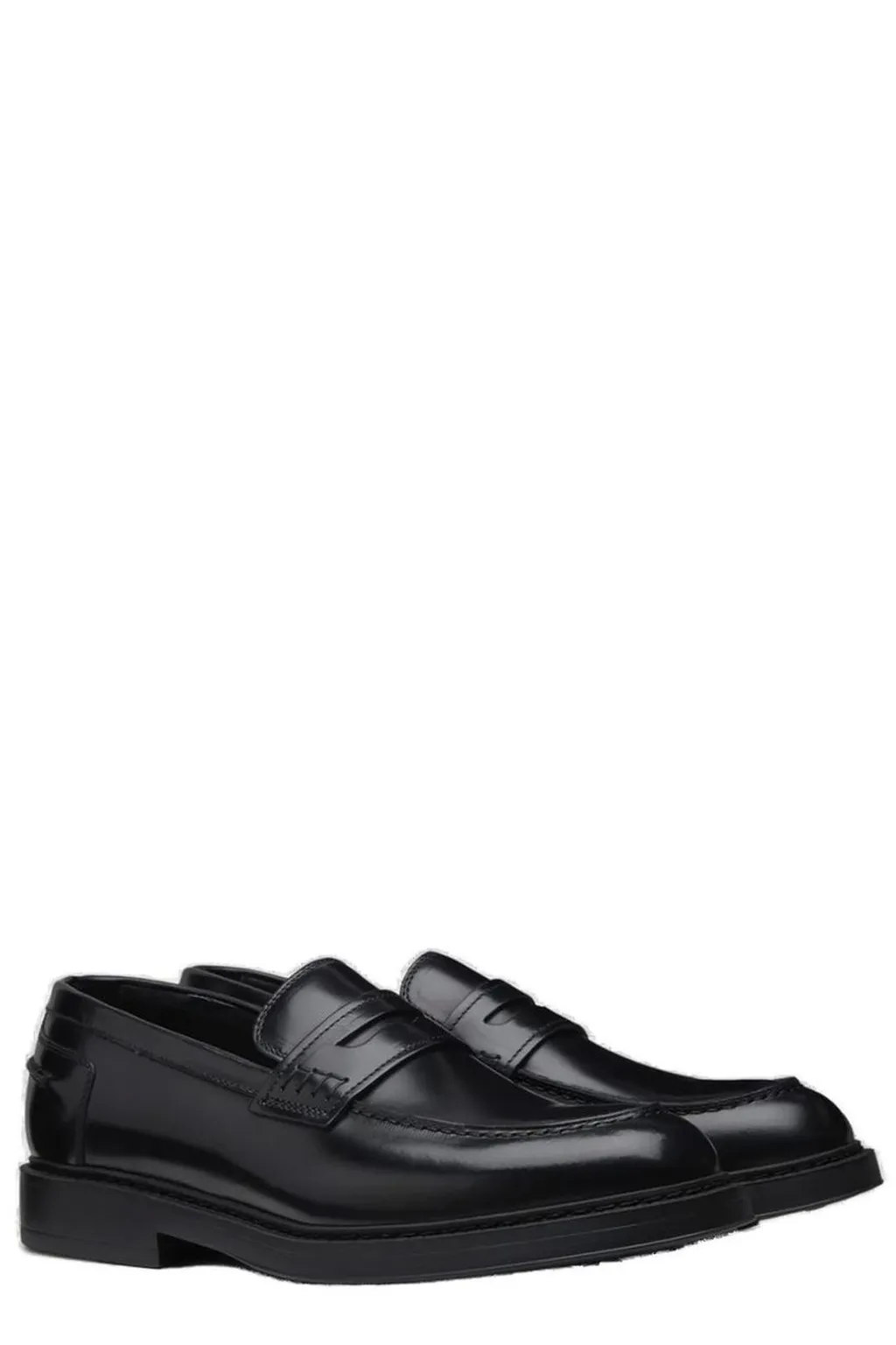 Doucal's Round-Toe Slip-On Loafers