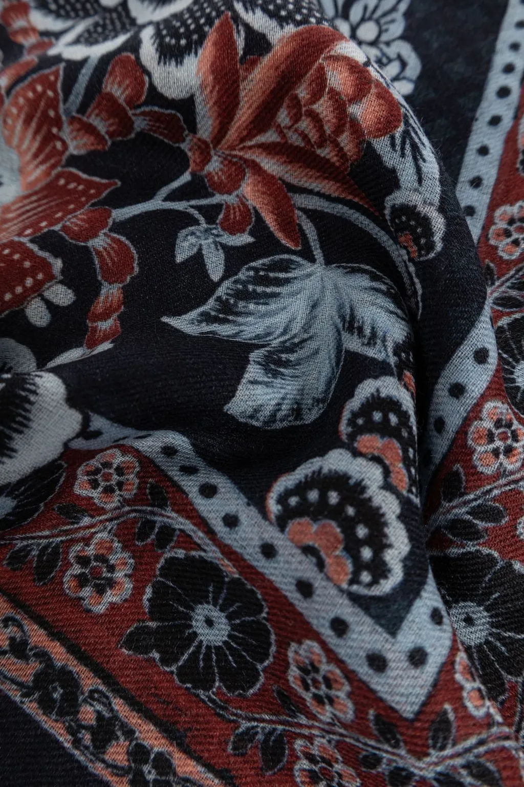 Etro Jacquard Scarf