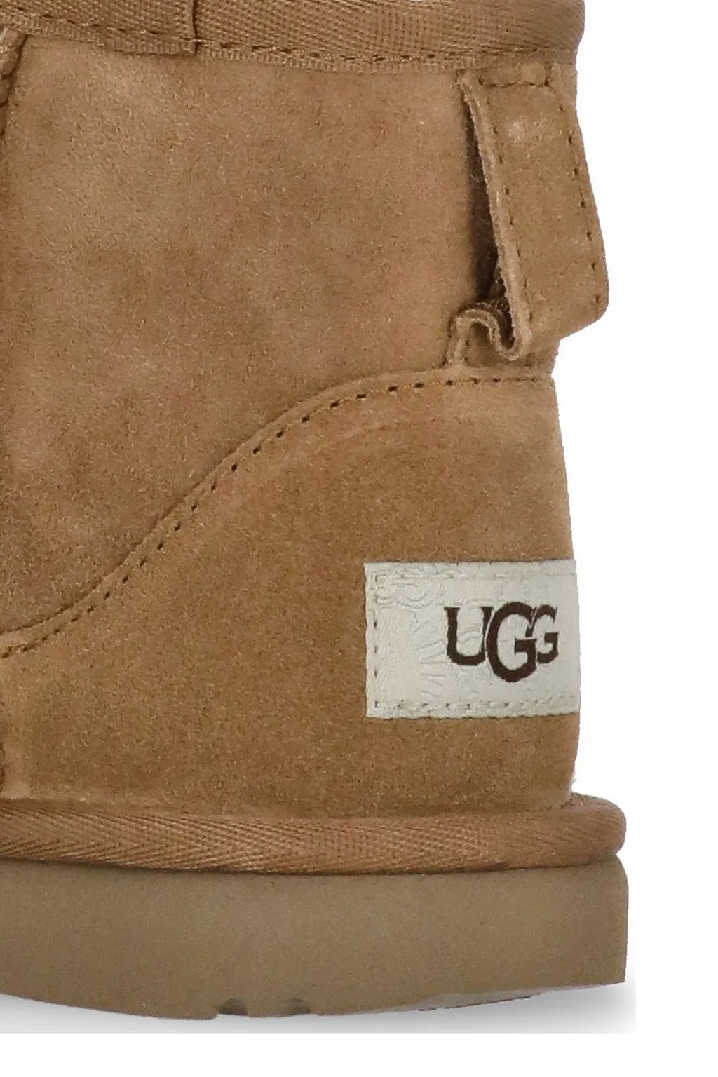 Ugg Kids	Classic Ii Round Toe Ankle Boots