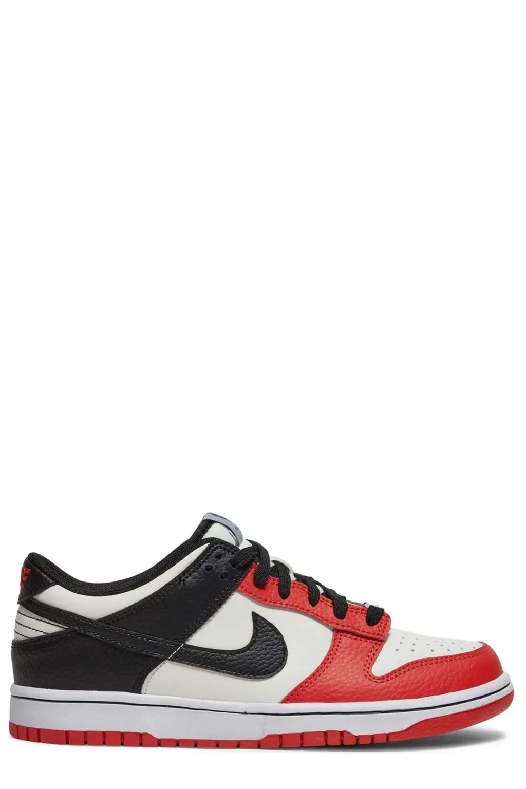 Nike Dunk Low-Top Sneakers