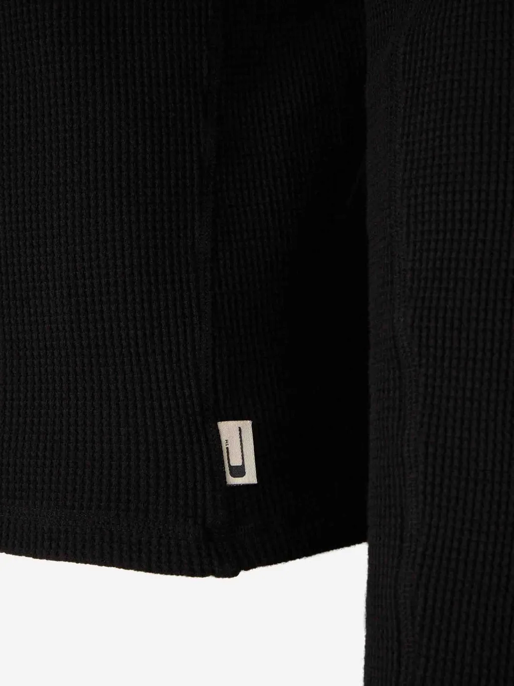 Carrer Lishenley Buttoned Collar T-Shirt