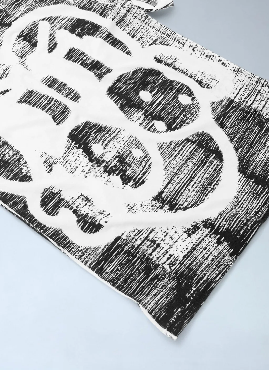 Chito Logo Motif Graphic T-Shirt