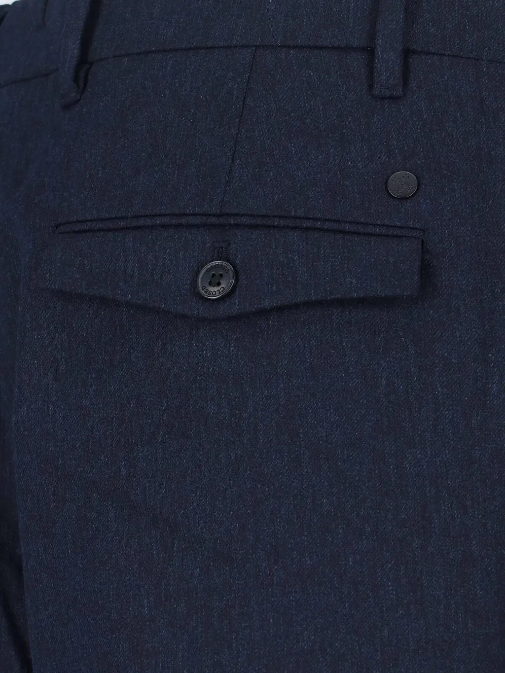 Closed Relaxed Pants