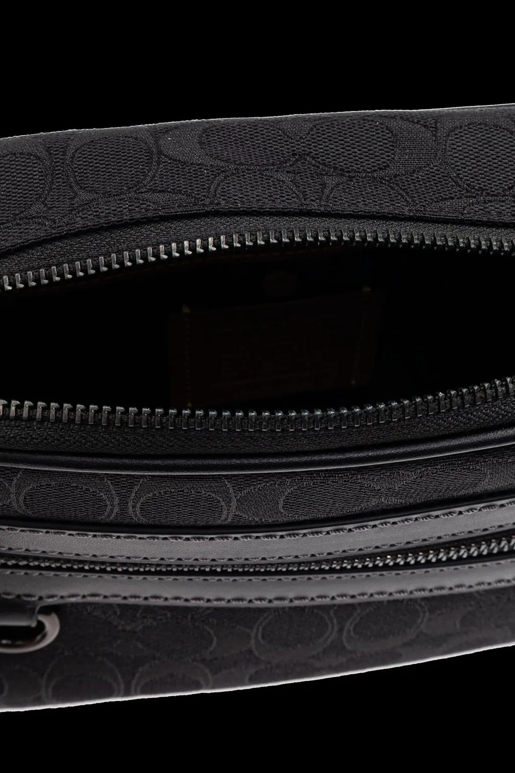 Coach Theo Classic Signature Bag
