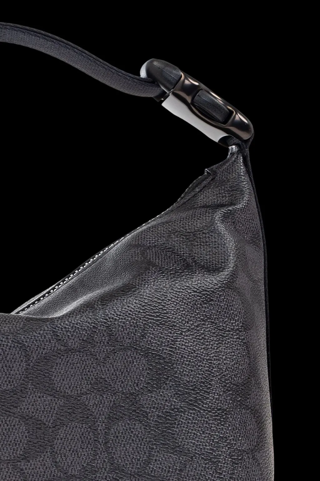 Coach Travel Kit Speedclip Signature Shoulder Bag