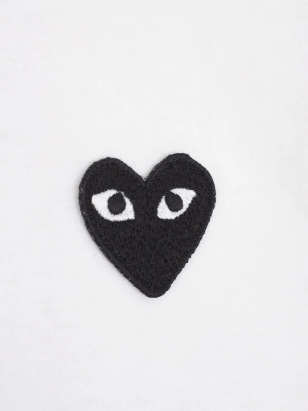 Comme Des GarÇOns Play Heart Logo Embroidered Crewneck T-Shirt