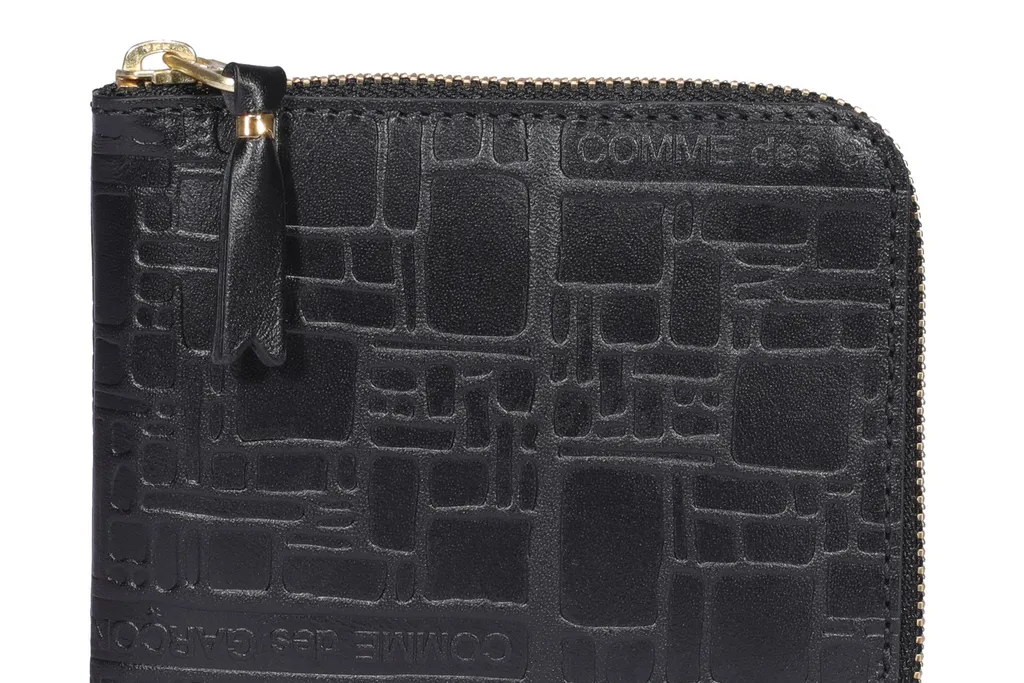 Comme Des GarÇOns Wallet Embossed Compact Wallet