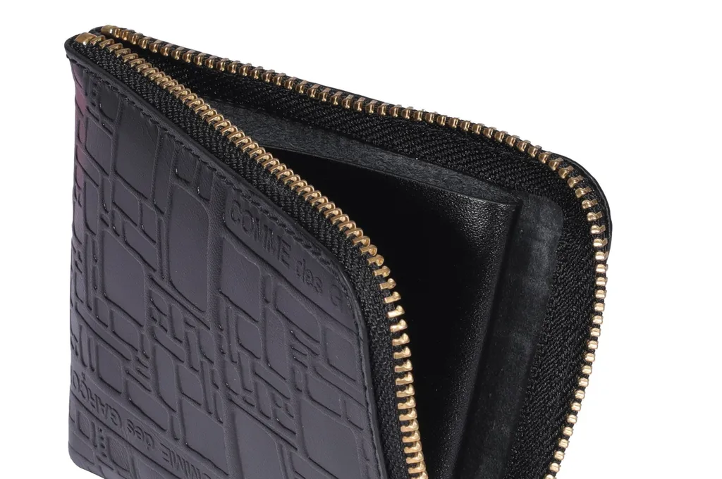 Comme Des GarÇOns Wallet Embossed Compact Wallet