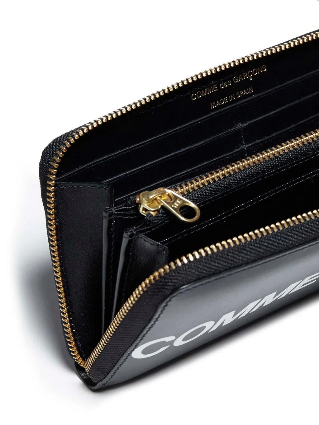 Comme Des GarÇOns Wallet Logo Printed Zipped Wallet