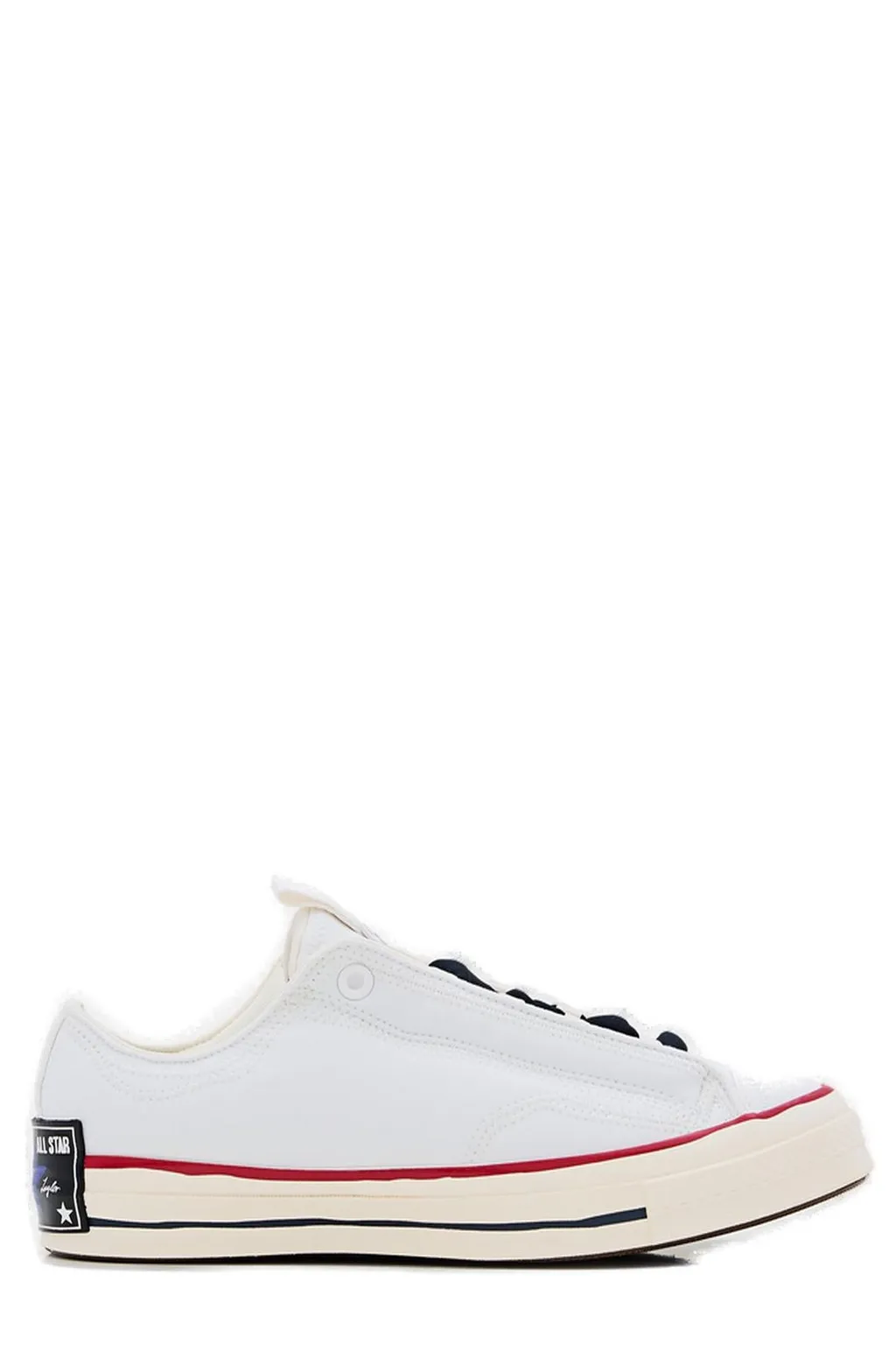 Converse Logo Detailed Lace-Up Sneakers