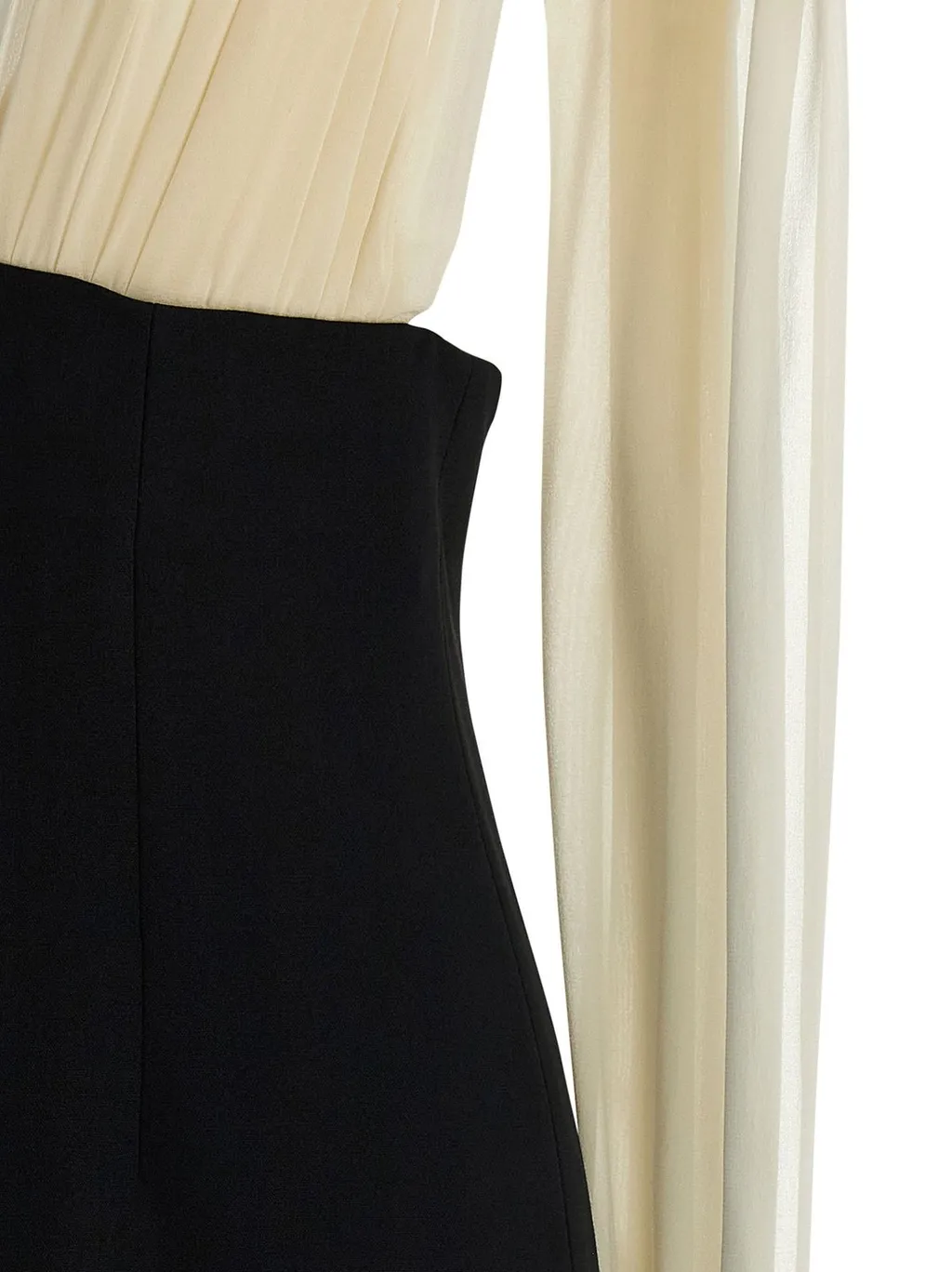 Armarium Mara V-Neck Maxi Dress