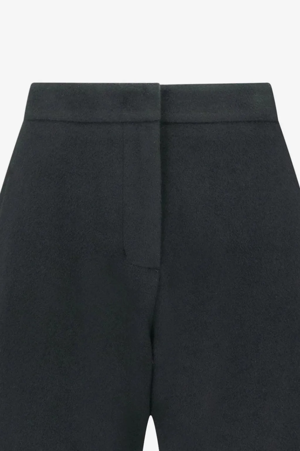 Amomento Curved Culotte Pants