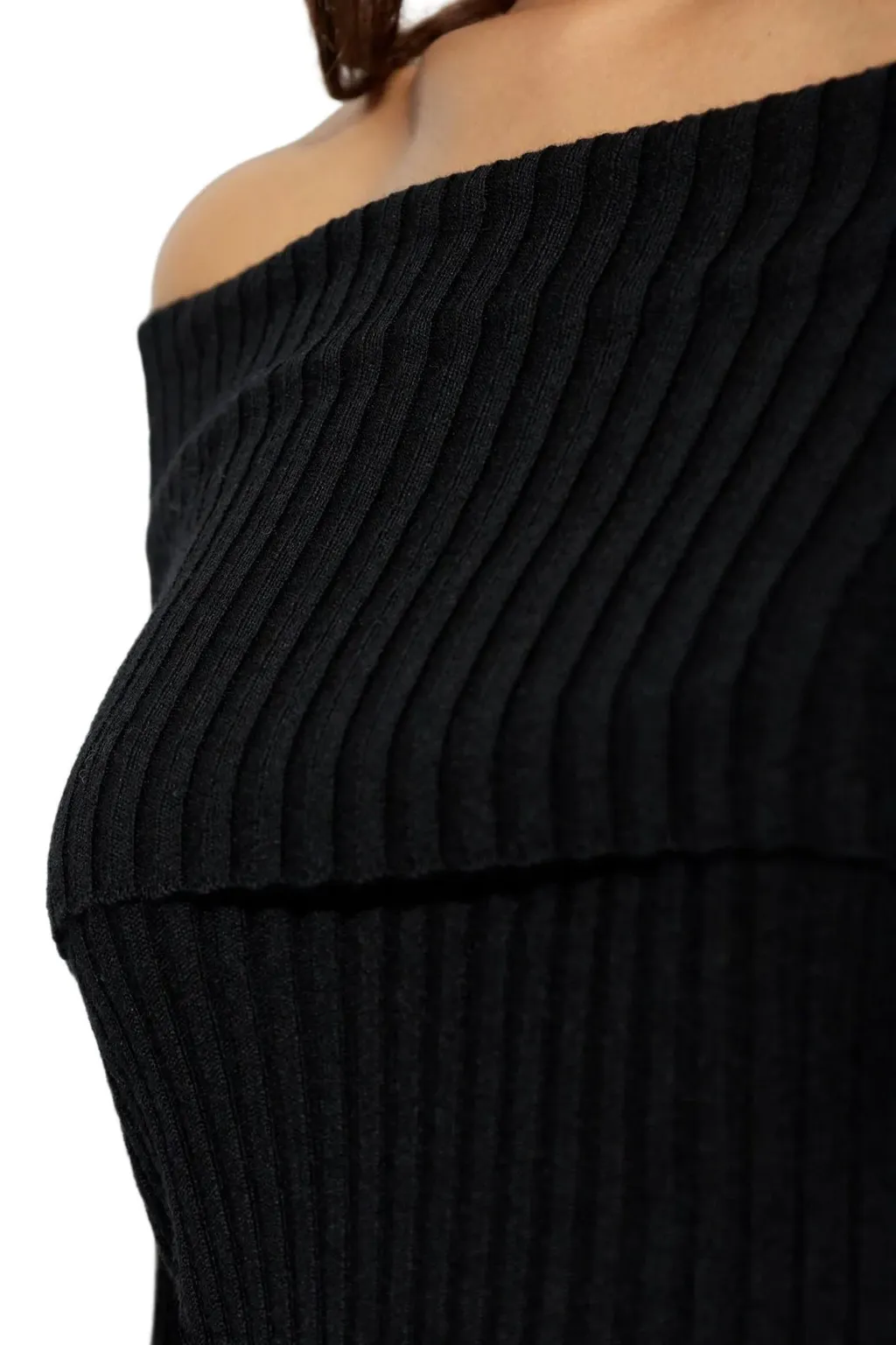 Anine Bing Off-Shoulder Ribbed Knitwear