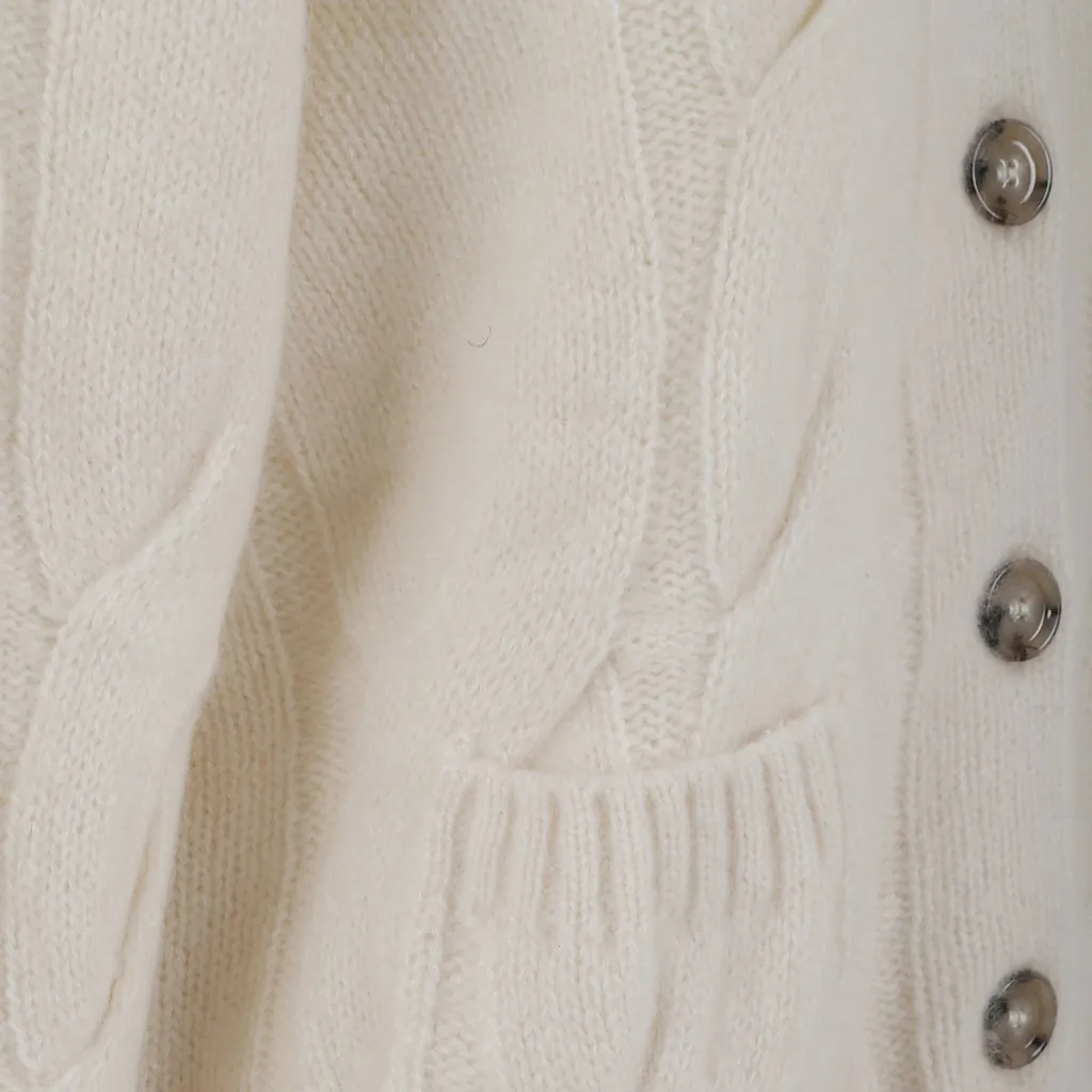 Allude Cable-Knit Cardigan