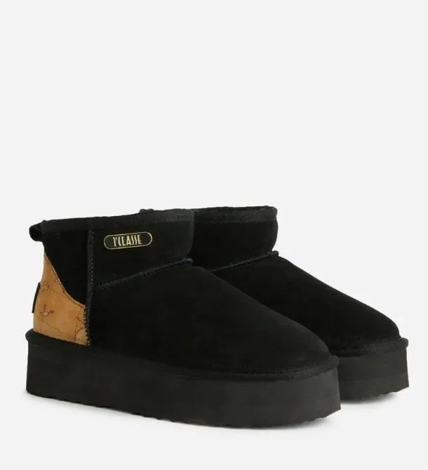 Alviero Martini Geo-Trim Ankle Boots