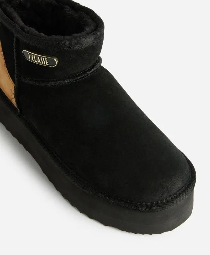 Alviero Martini Geo-Trim Ankle Boots