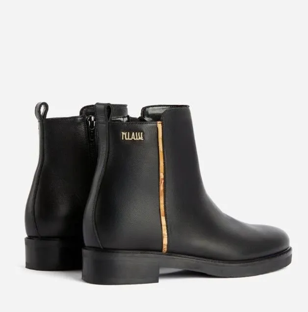 Alviero Martini Side-Zip Ankle Boots