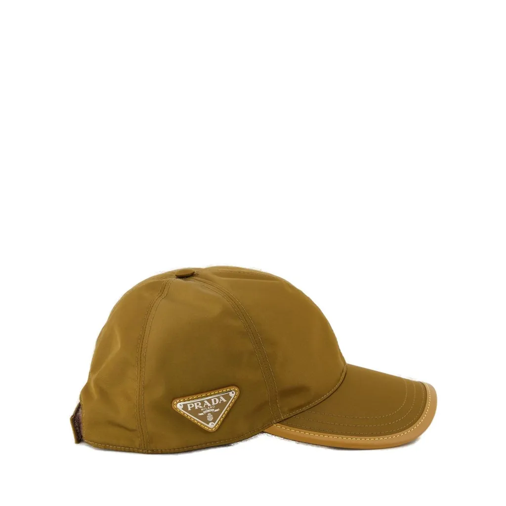 Prada Logo-Plaque Curved Peak Baseball Cap