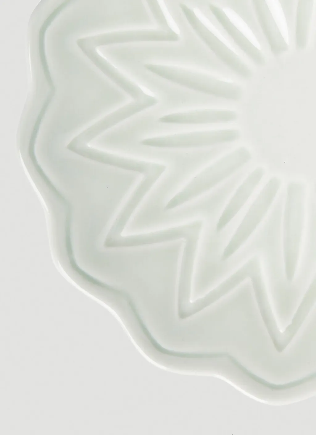 Paula Canovas Del Vas Floral Dish
