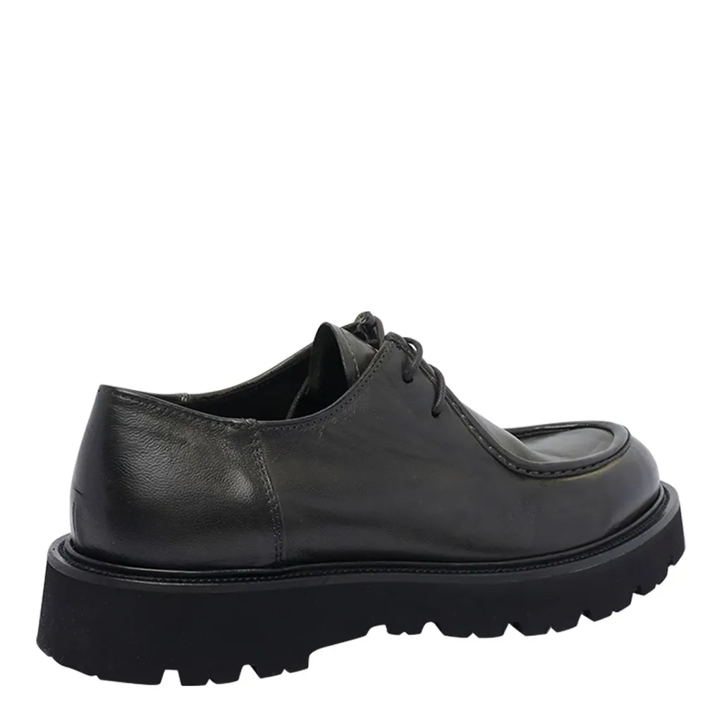 Pawelk's Round Toe Lace-Up Shoes