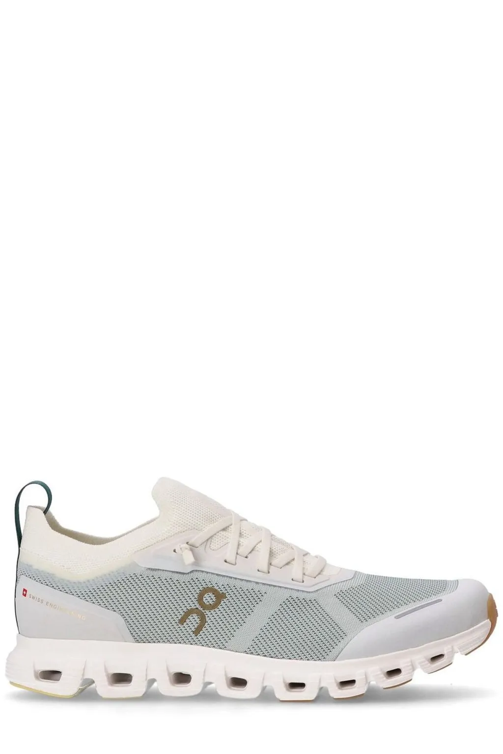 On Running Cloud 6 Versa Sneakers