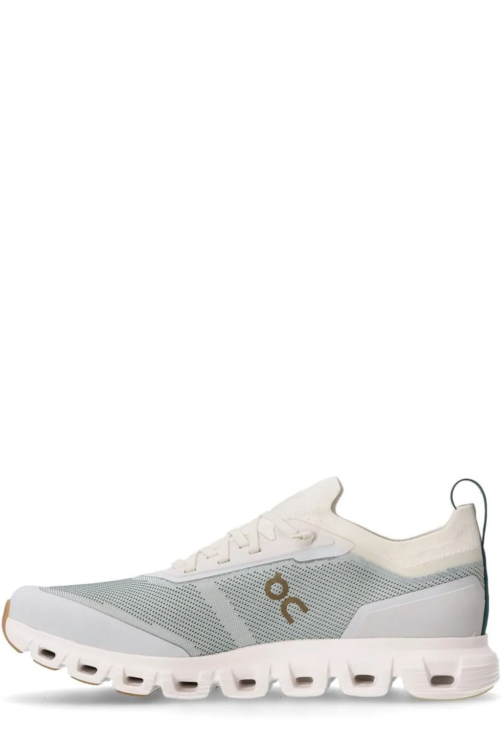 On Running Cloud 6 Versa Sneakers