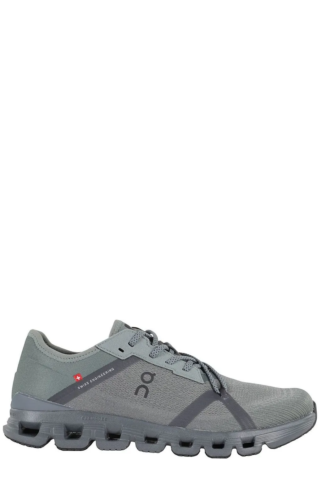 On Running Cloud X 4 Ad Trainers