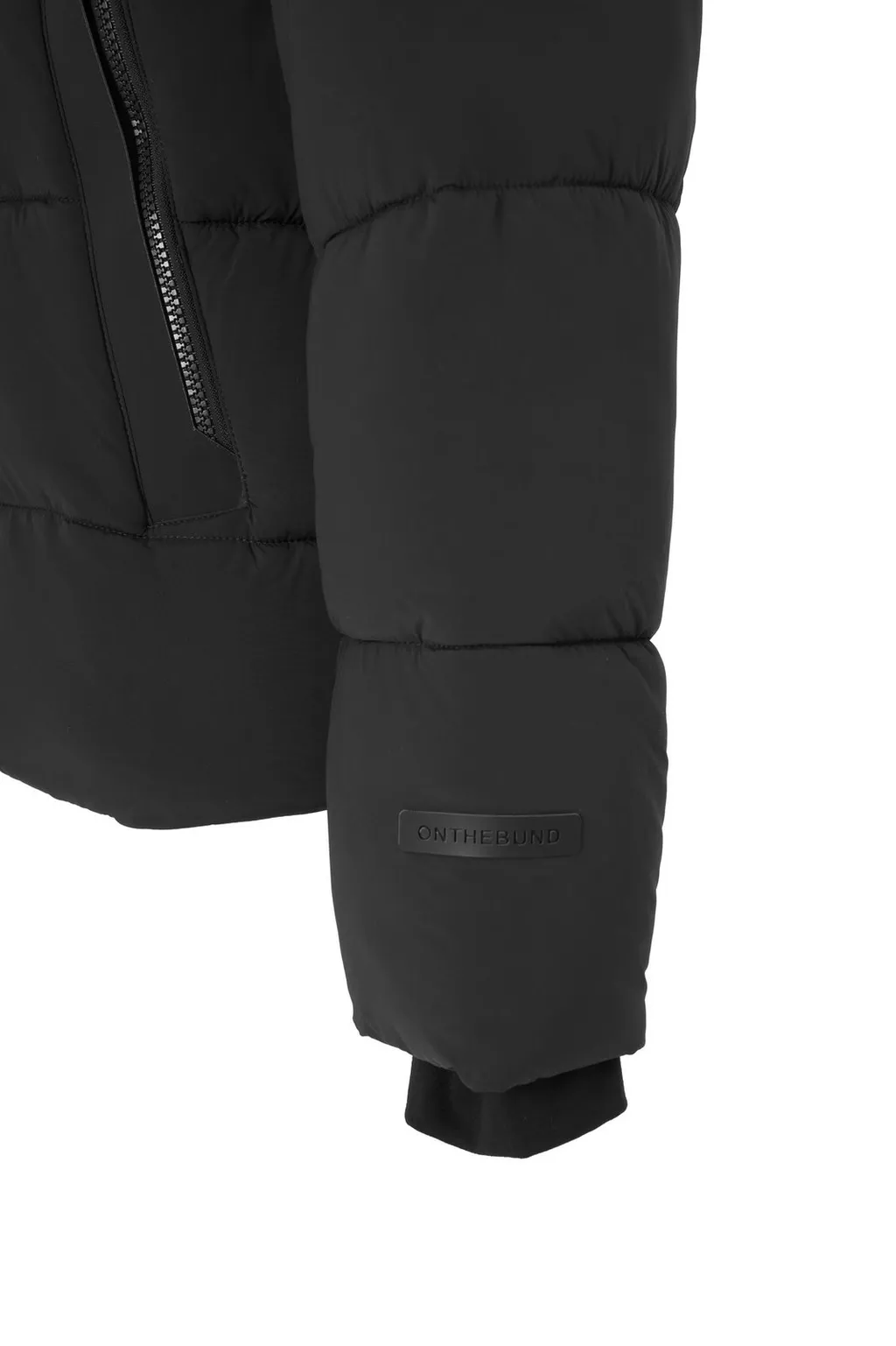 Onthebund Hooded Puffer Jacket