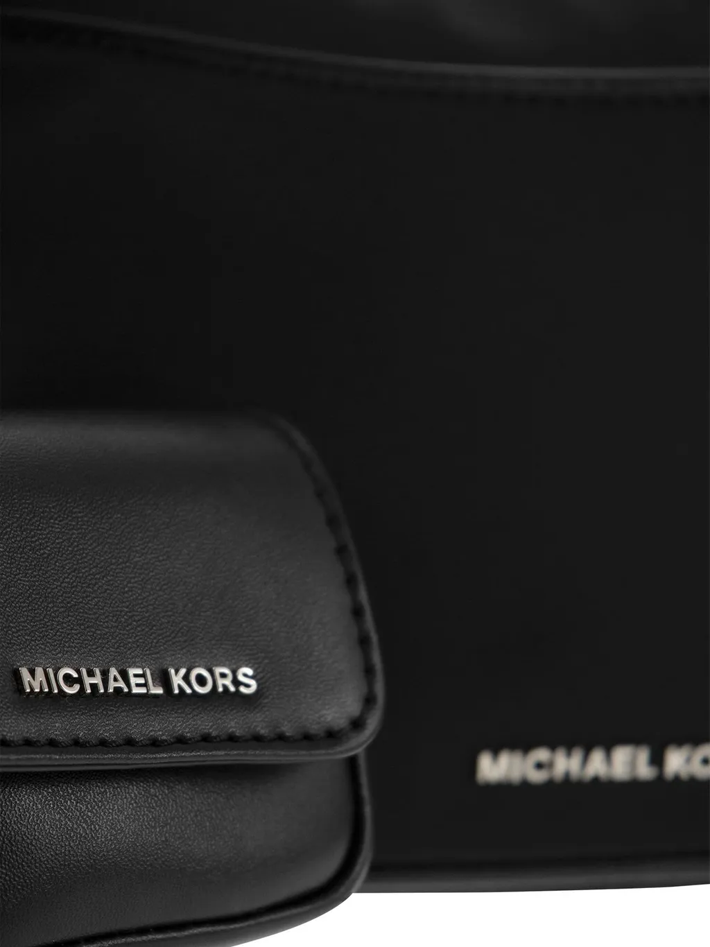 Michael Michael Kors Jet Set Zipped Medium Crossbody Bag