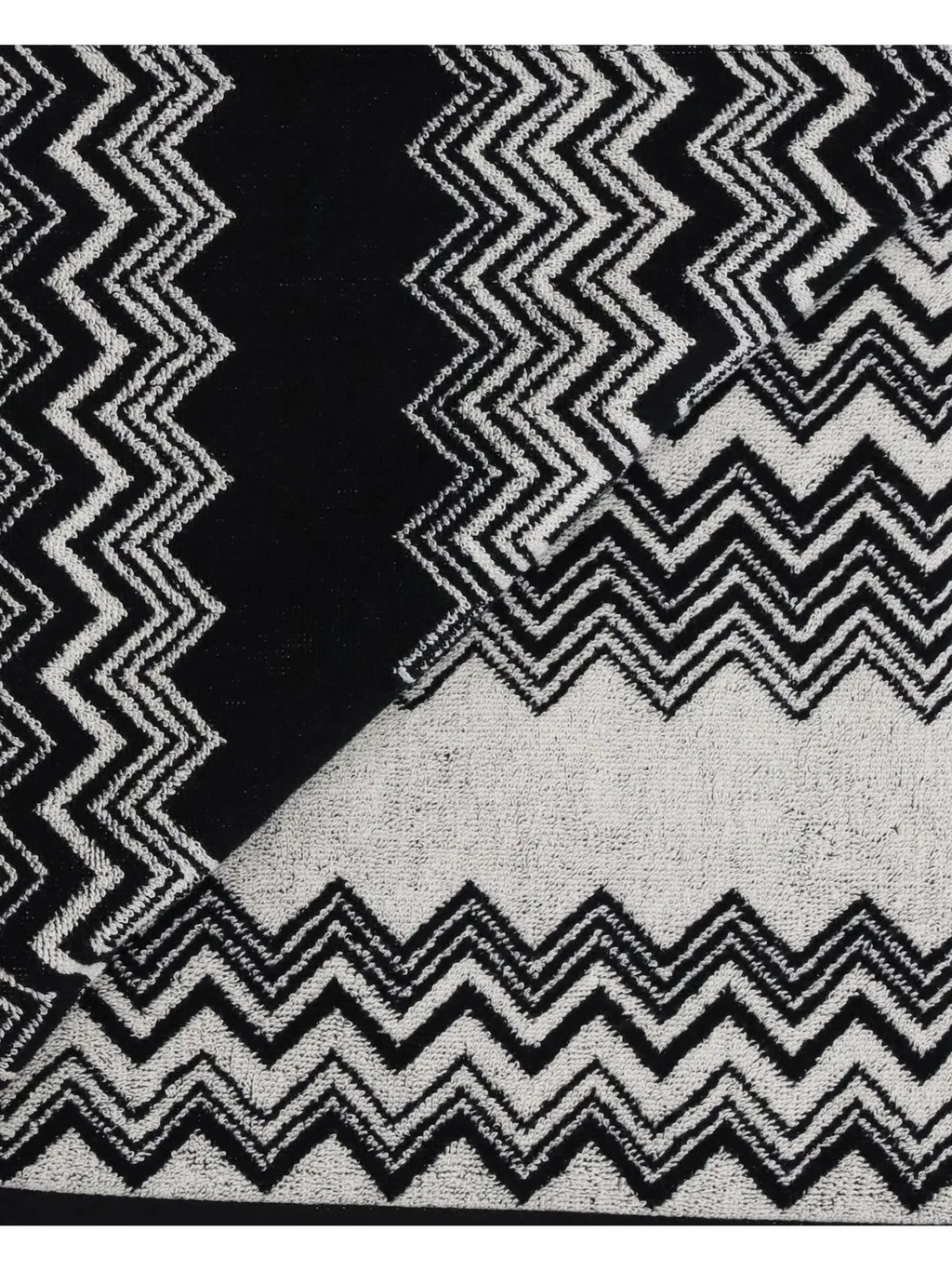 Missoni Home Keith Chevron Patterned Towel
