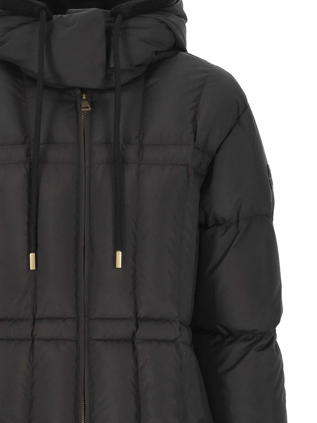 Moncler Estom Vertical-Quilted Hooded Short Down Jacket