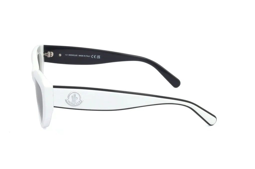 Moncler Eyewear Cat-Eye Frame Sunglasses