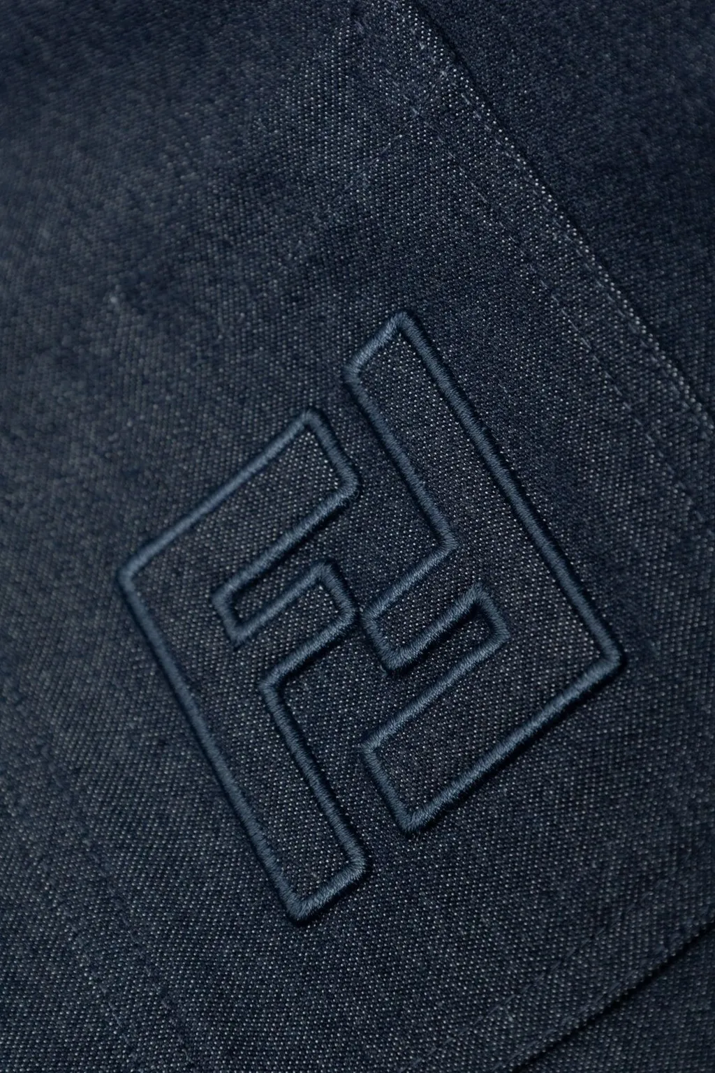Fendi Kids Logo Embroidered Curved Hem Shirt