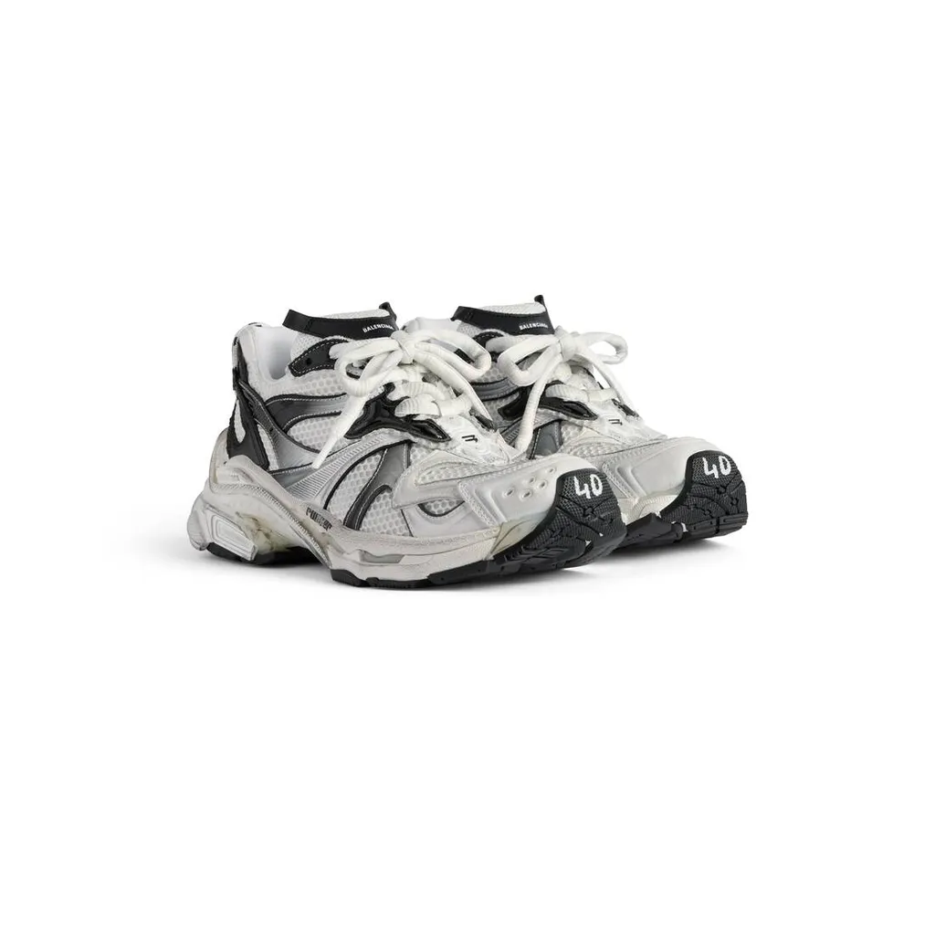 Runner 2.0 Gradient Lines Sneaker