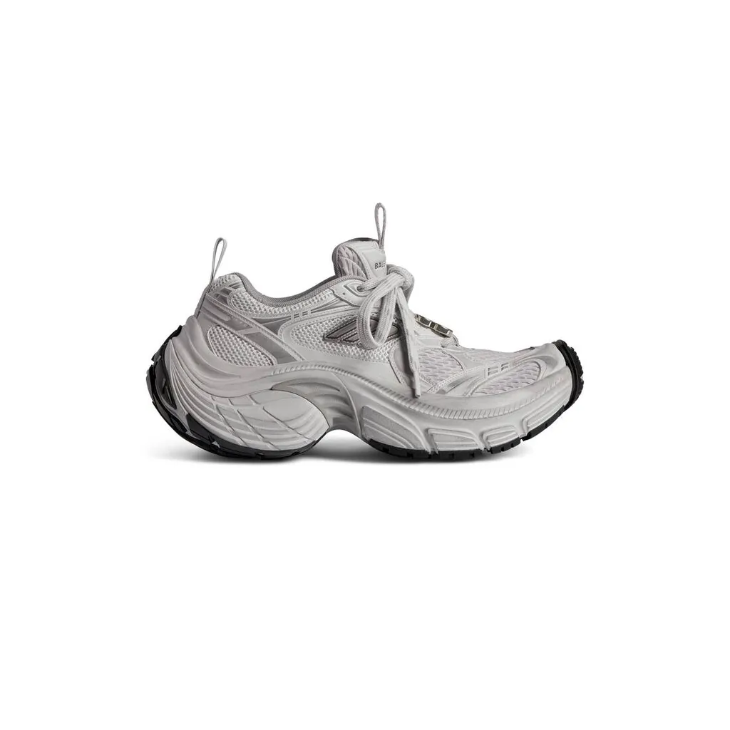 6Xl Hardware Sneaker