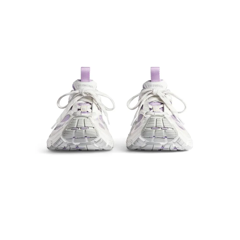 6Xl Satin Sneaker