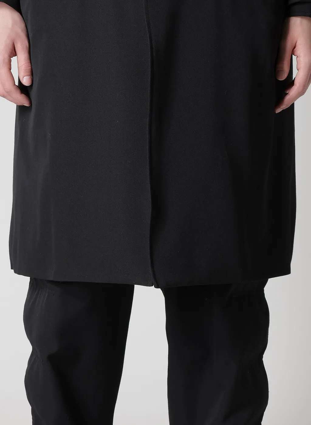 Wool Gabardine Horizontal Padded Long Jacket