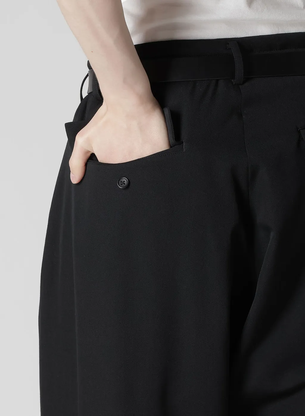 Wool Gabardine Outer Pocket Pants