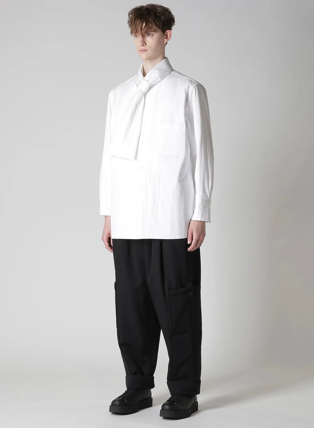 100/2 Broad Stole Detail Padded Blouse