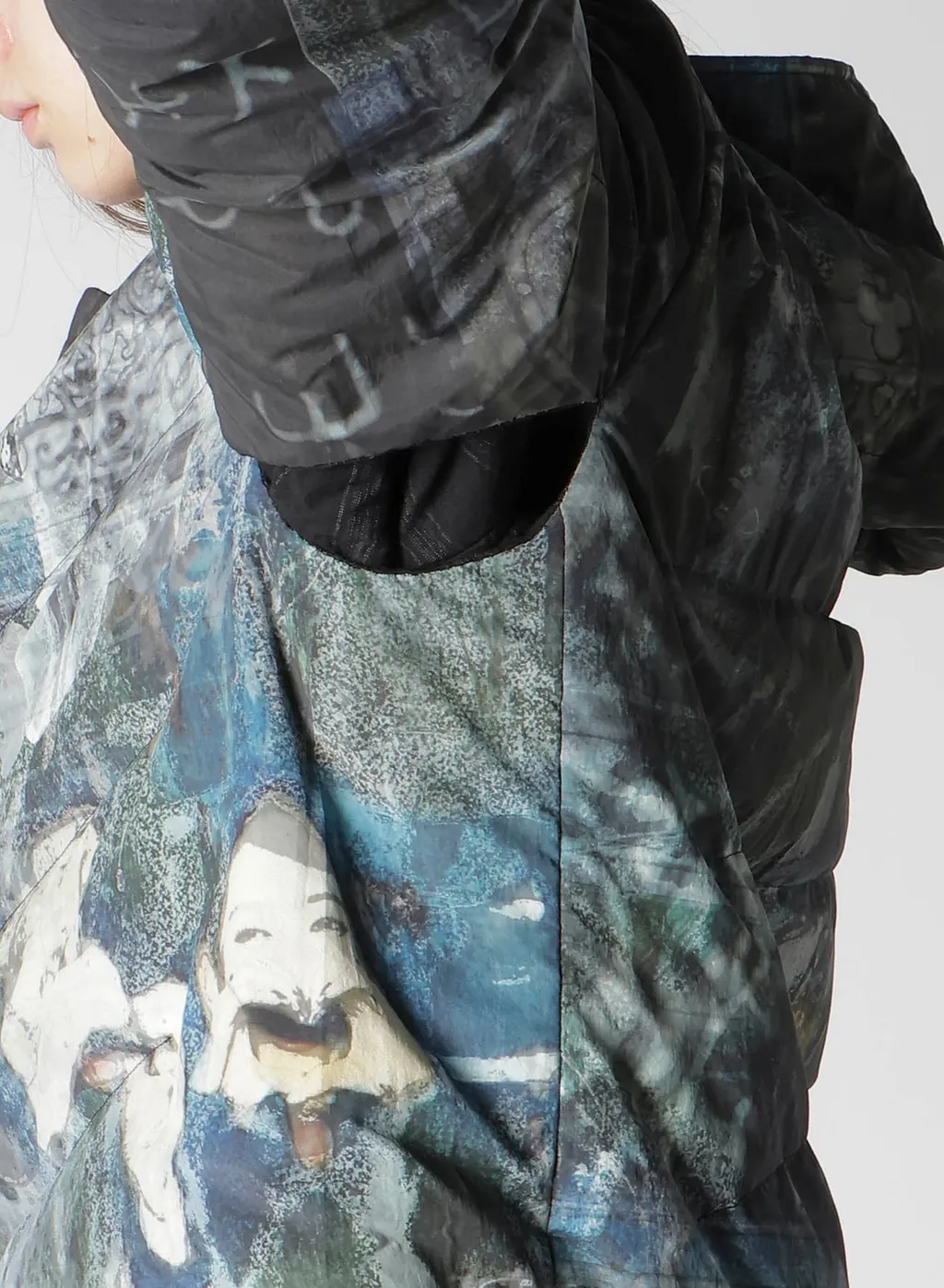 Diagonal Padded Printed Hood Jacket