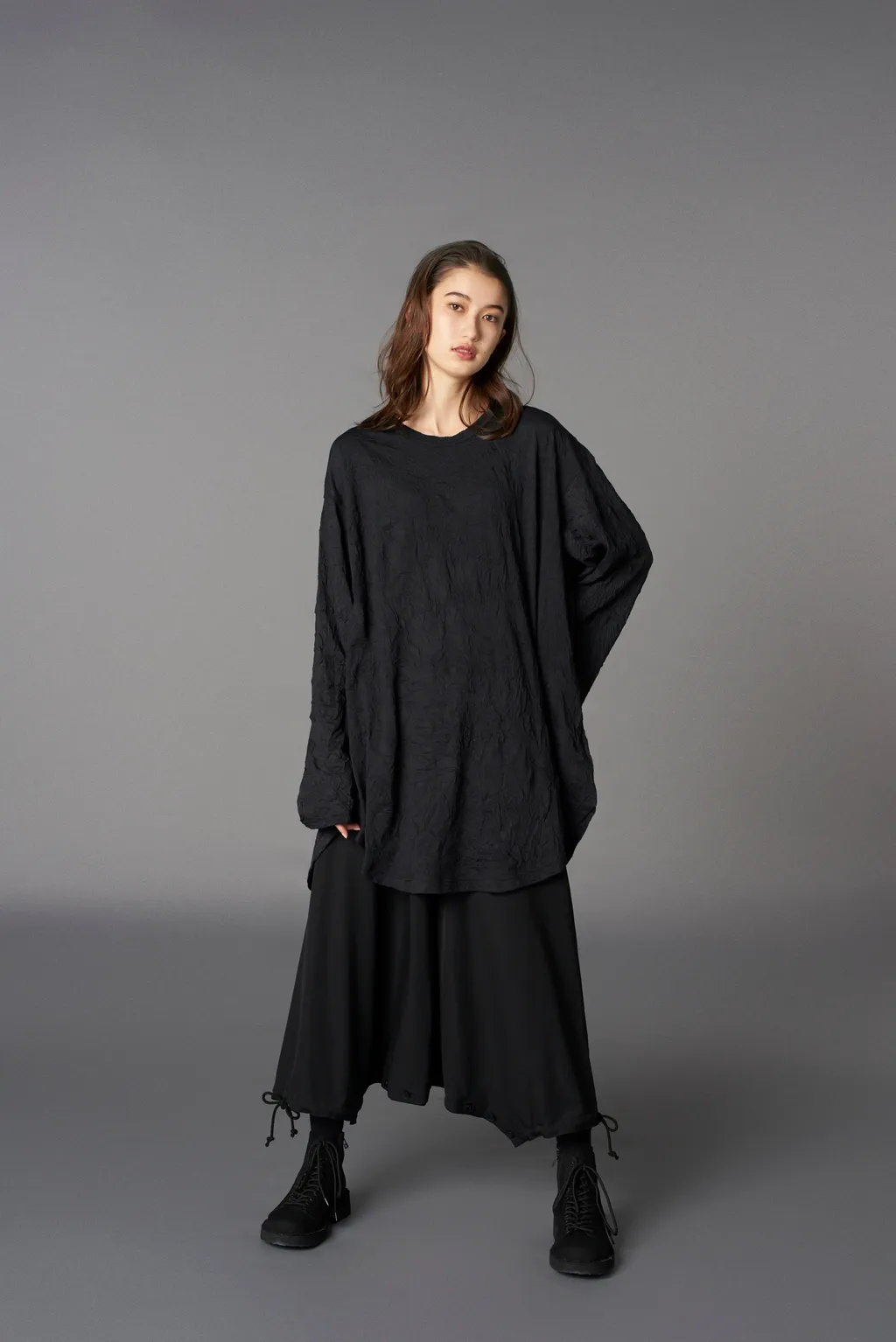 Catch Washer Hem Round Jumbo T-Shirt Long Sleeves