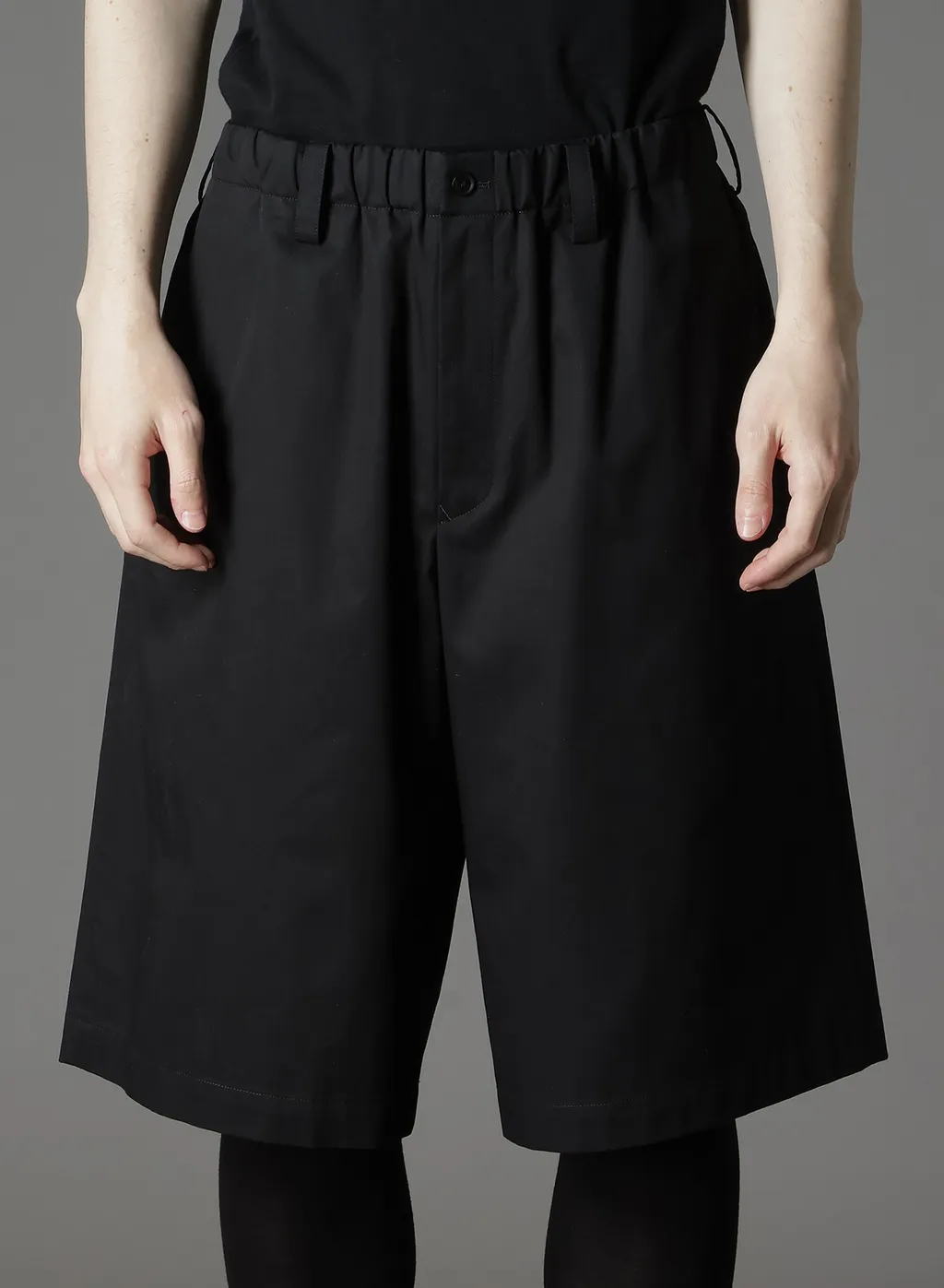 Cotton Gabardine Short Pants Type2