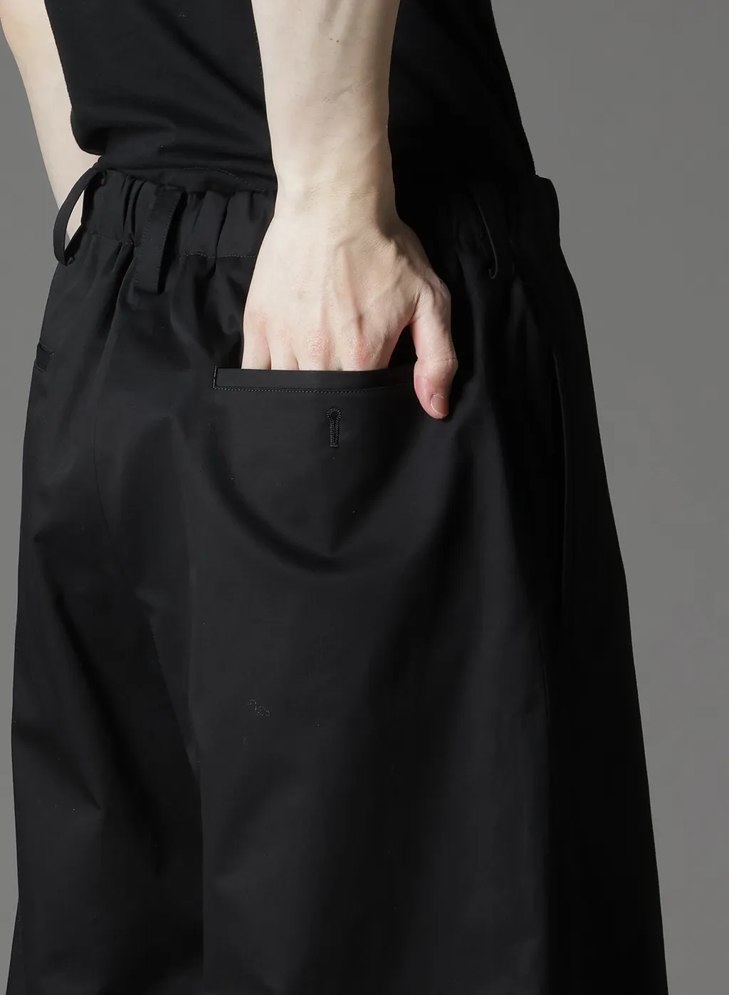 Cotton Gabardine Short Pants Type2