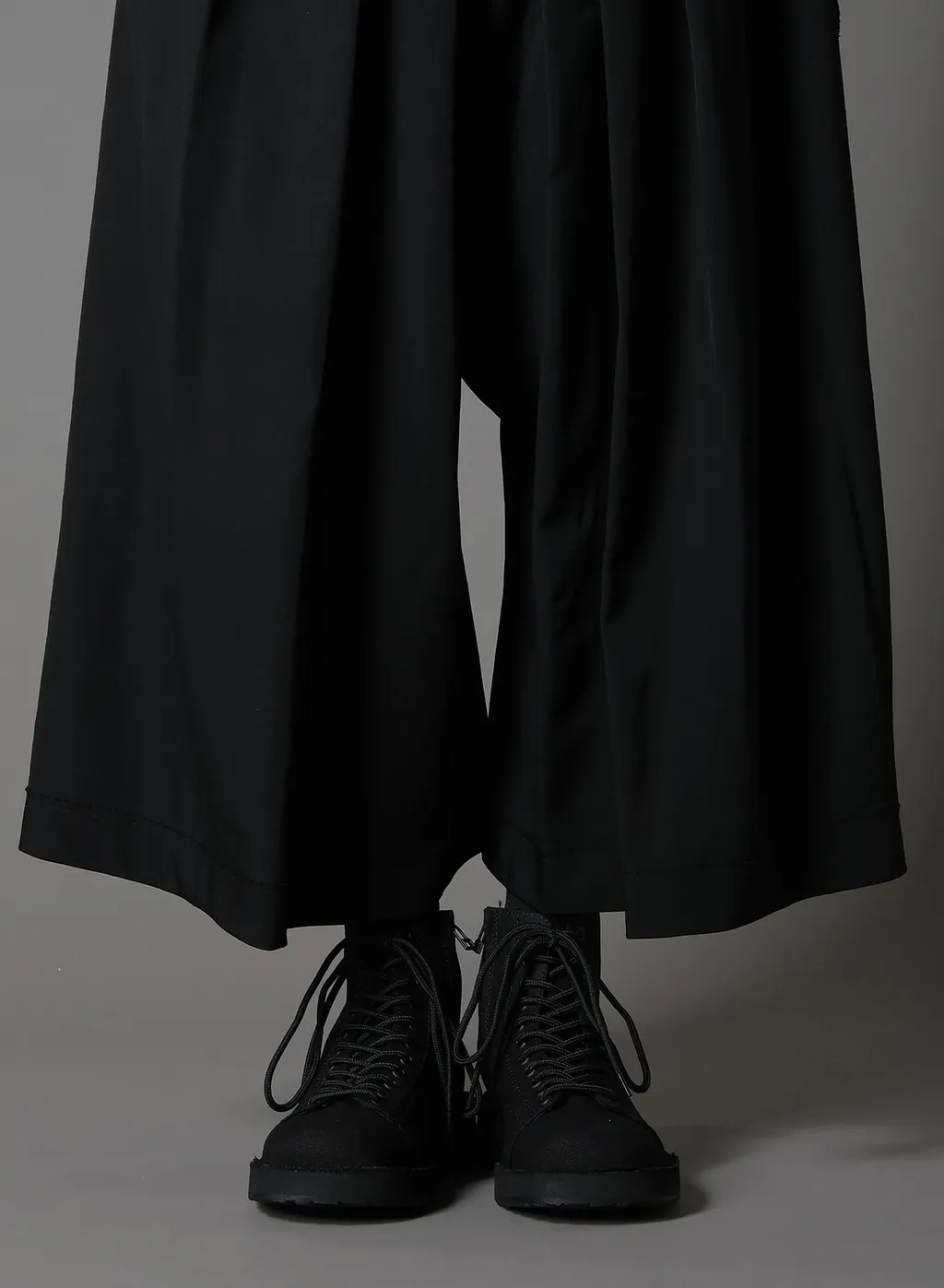 Wool Gabardine Gy Hakama Type1