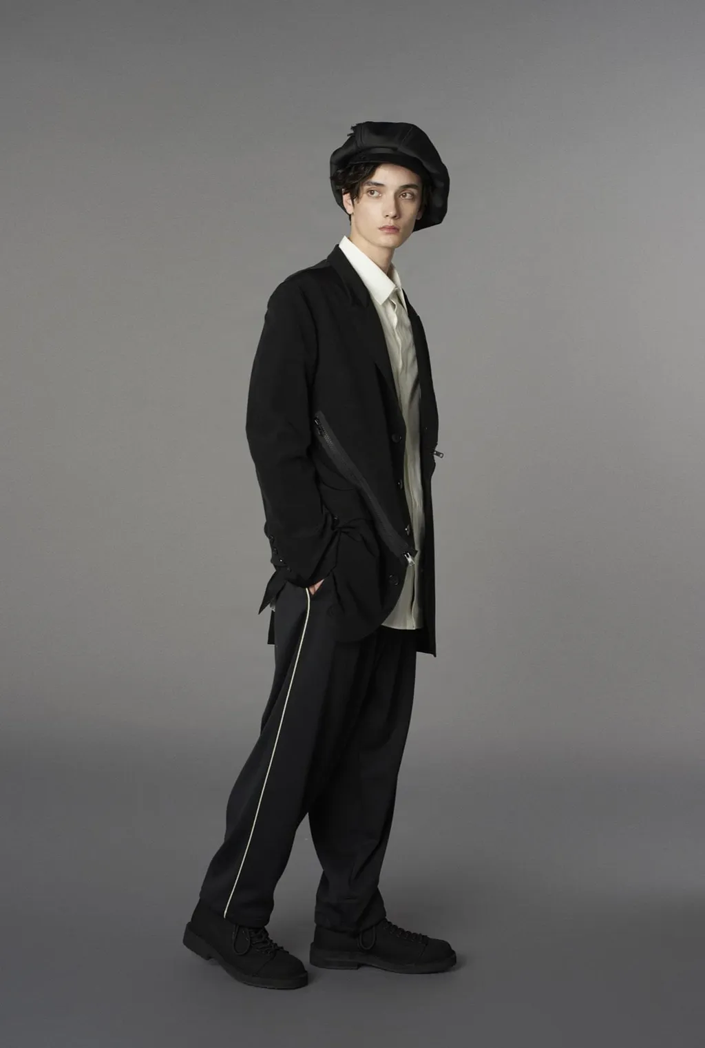 Polyester Smooth Piping Wide Pants