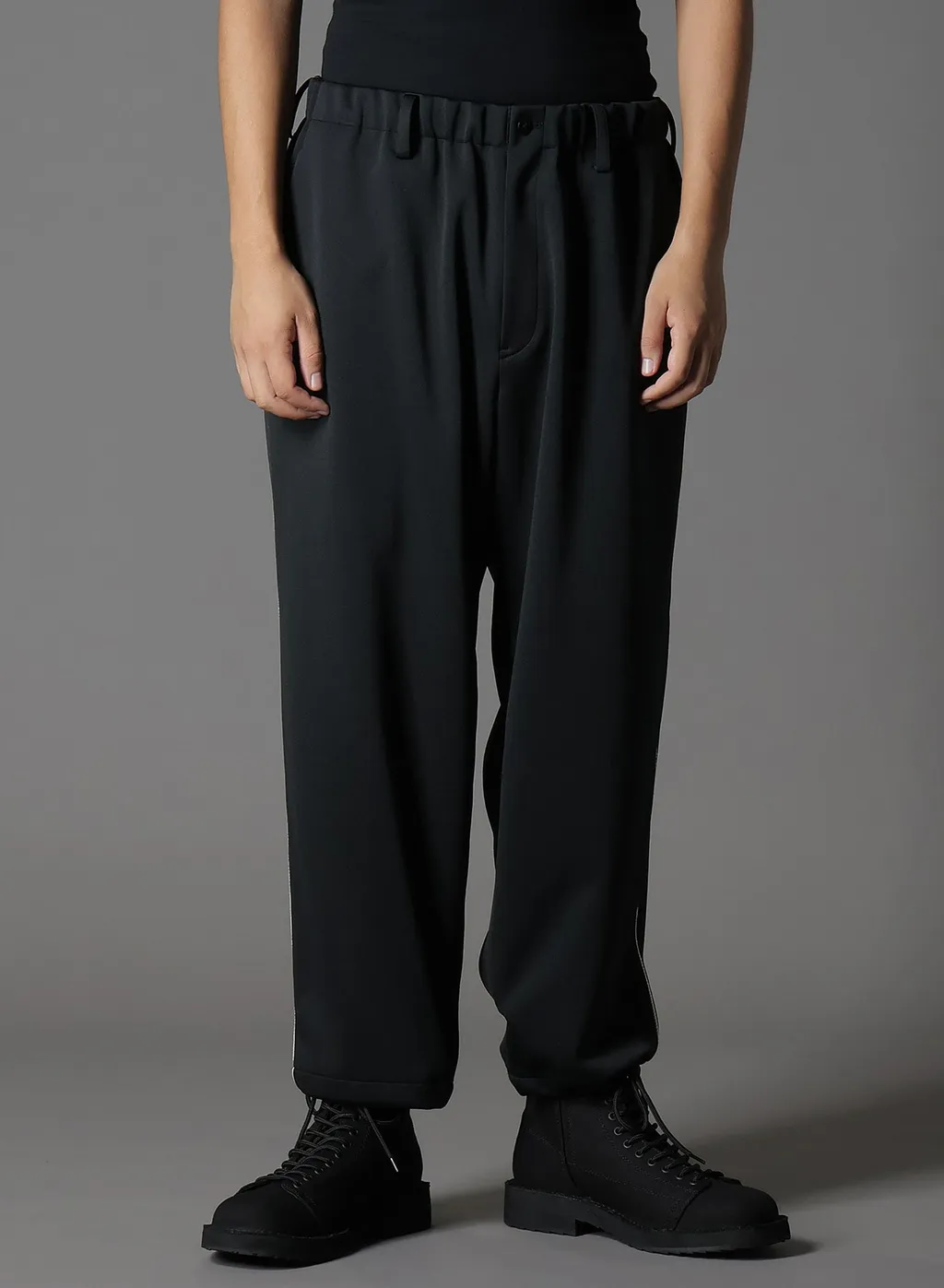 Polyester Smooth Piping Wide Pants